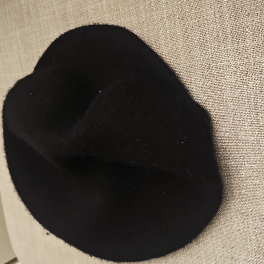 Banana Republic Black Newsboy Cap Beret